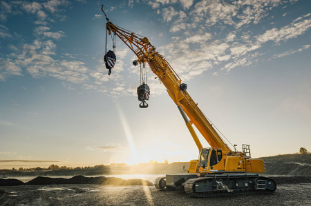 Liebherr introduces new telescopic boom crawler crane - анонс